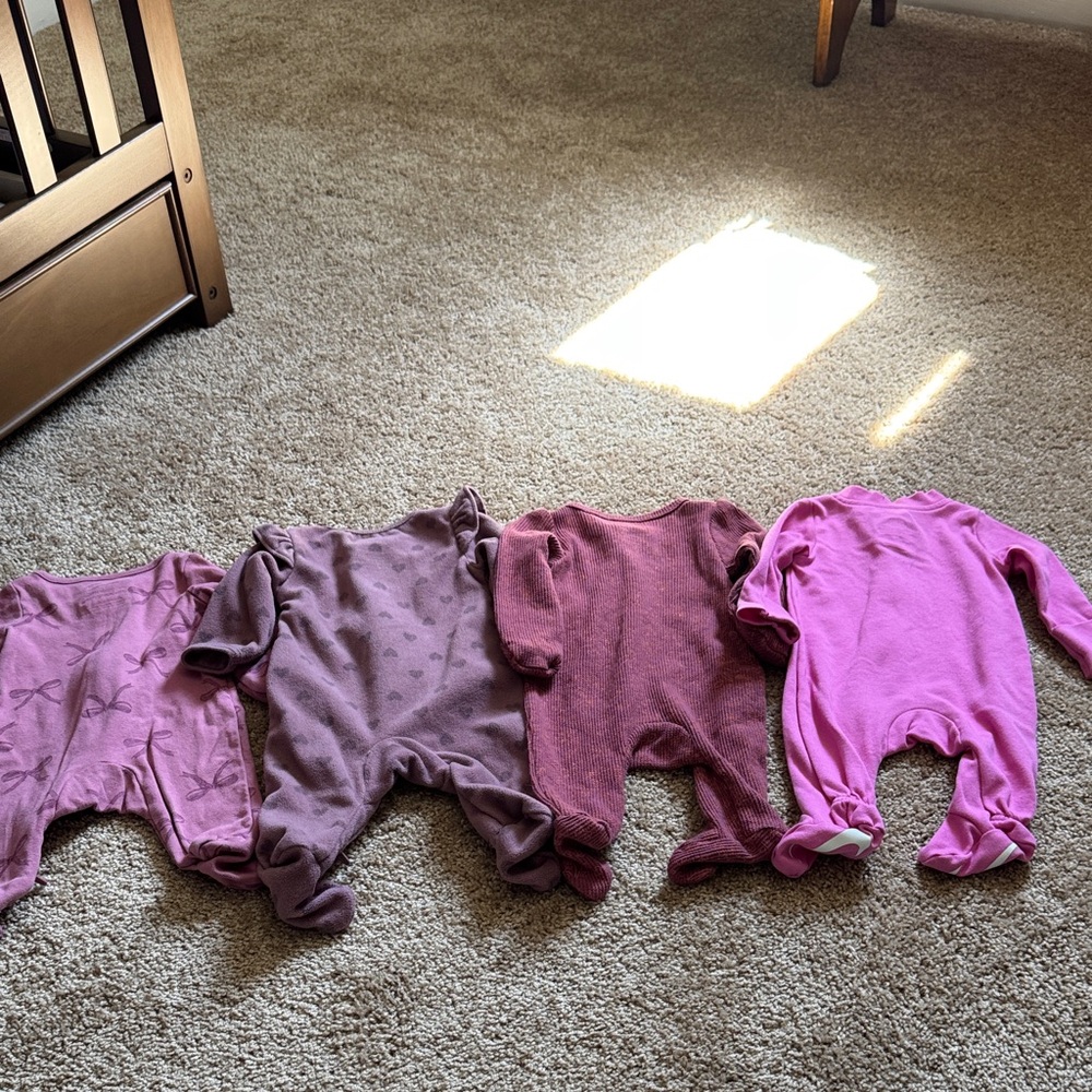 Set of 4 Girls' Footed Sleepers in Pink & Mauve